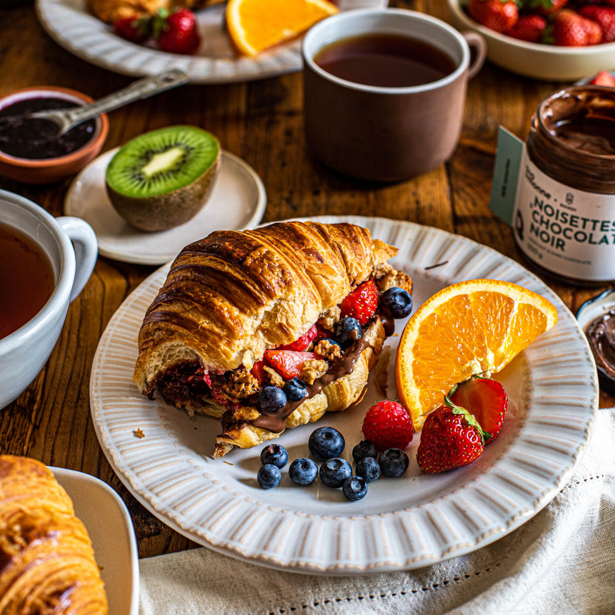 Croissant choco-noisette et petits fruits (chocolat noir)