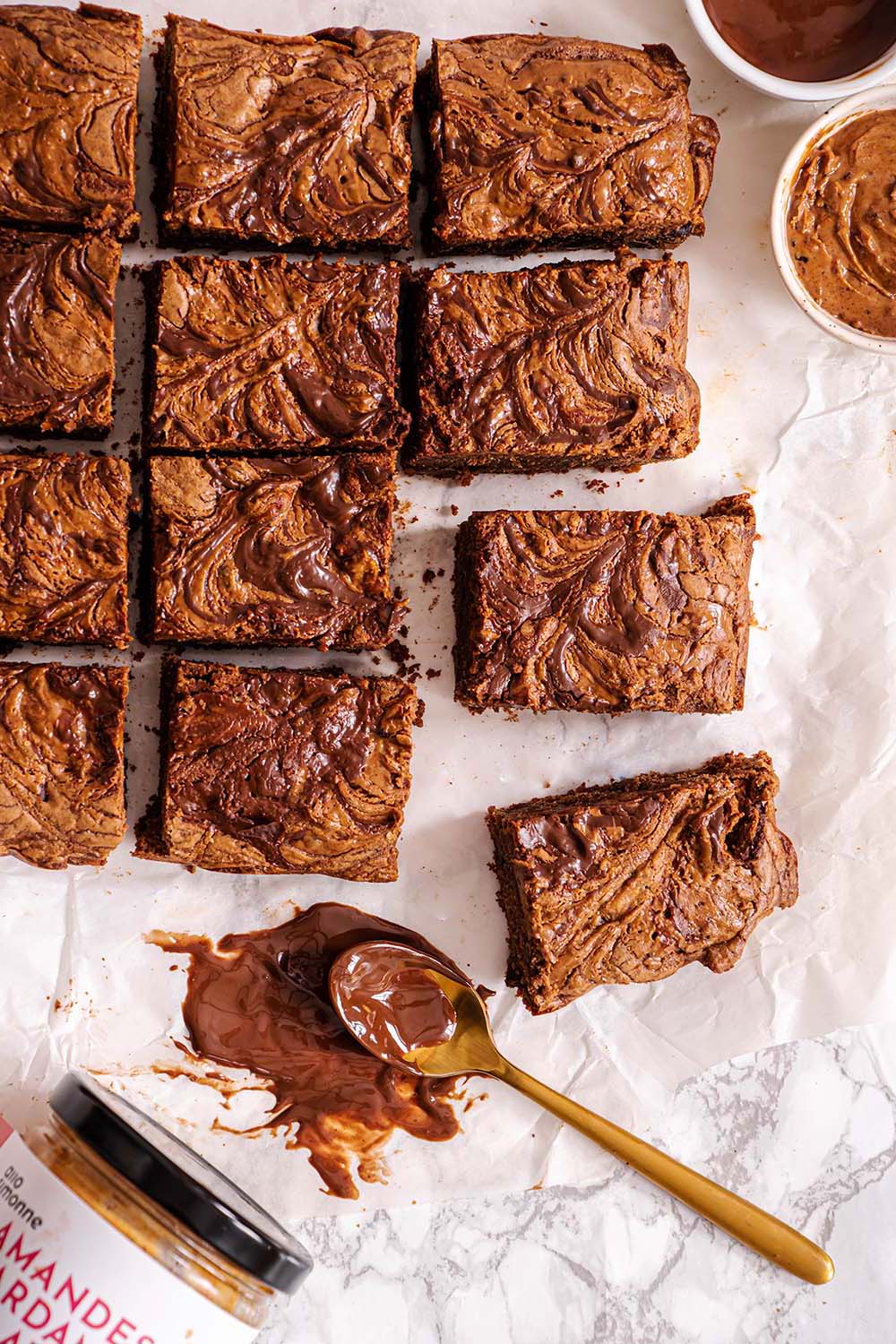 Brownie marbré chocolat au lait et cardamome